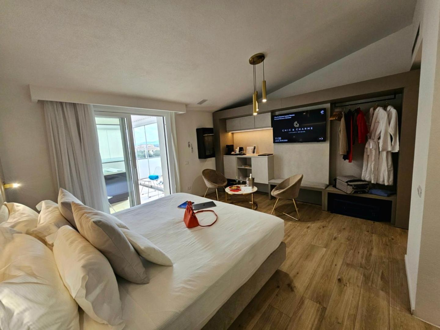 Chic & Charme Luxury * Olbia