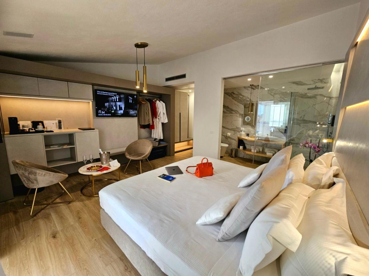 Couette-café Chic & Charme Luxury
